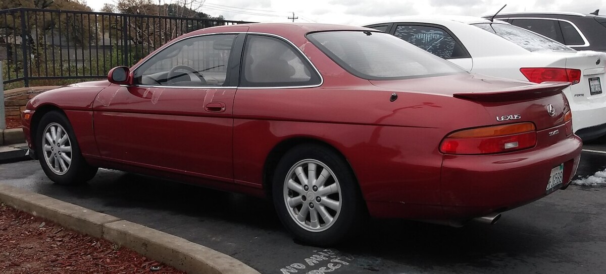Lexus SC400 pierwszej generacji Z30 z 1992 roku
