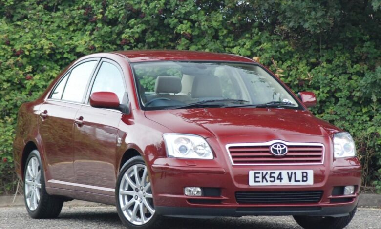 Toyota Avensis drugiej generacji T25 z 2008 roku