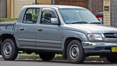 Toyota Hilux szóstej generacji RZN149 z 2002 roku