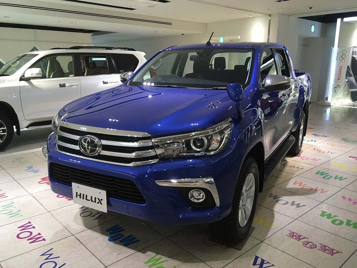 Toyota Hilux ósmej generacji AN120/AN130 z 2017 roku