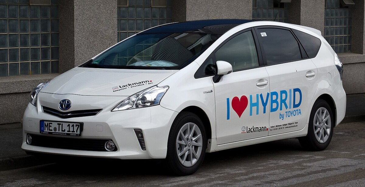 Toyota Prius+ ZVW40 pierwszej generacji z 2012 roku