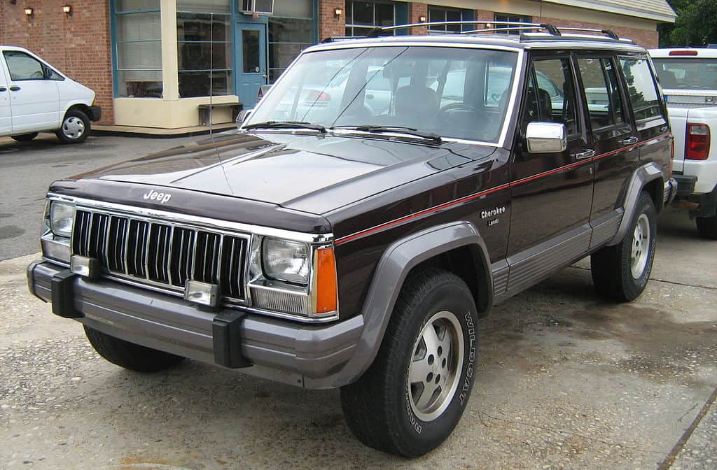 Jeep Cherokee (2004) bezpieczniki schemat