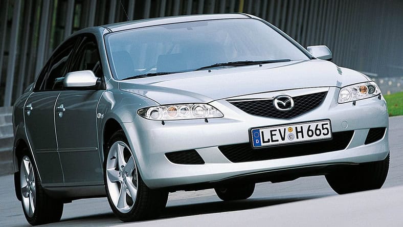 Mazda 6 (2004) bezpieczniki schemat