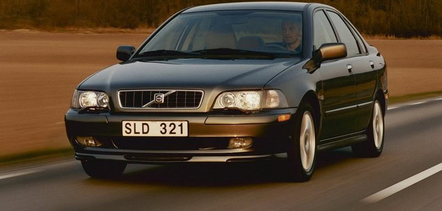 Volvo S40 Mk1 (2000) – Bezpieczniki Schemat – Bezpieczniki.net