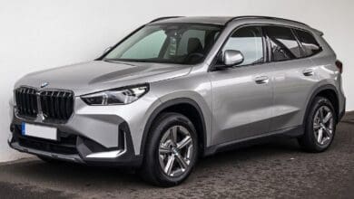 BMW X1 F48 2015-2020 schemat układu bezpieczników i skrzynki bezpieczników.