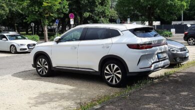 Biały BYD Seal U EV - elektryczny SUV oferowany w Europie