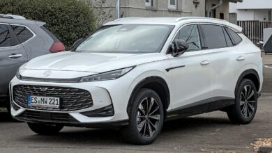 Biały MG HS drugiej generacji produkowany od 2024 roku